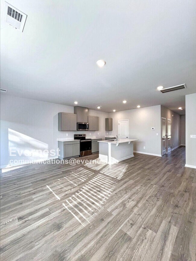 Photo - 4239 Feetham Dr