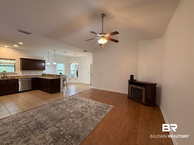 Photo - 10720 Dunmore Dr