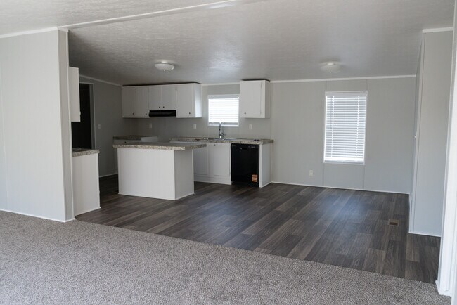 Photo - 120 Parma Ct