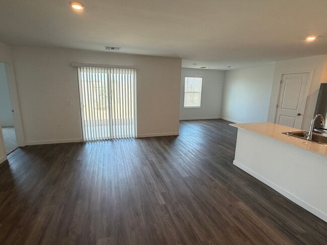 202 Pleasant Pk Dr