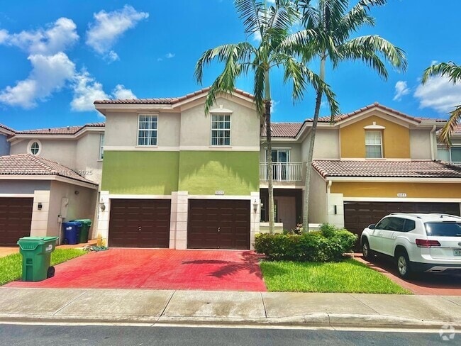 Building Photo - 8021 NW 114th Pl Rental