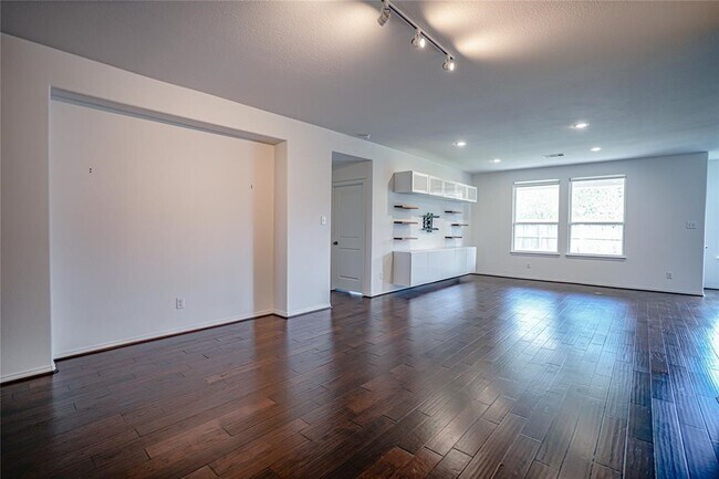 Photo - 16131 Sommerall Creek Ln