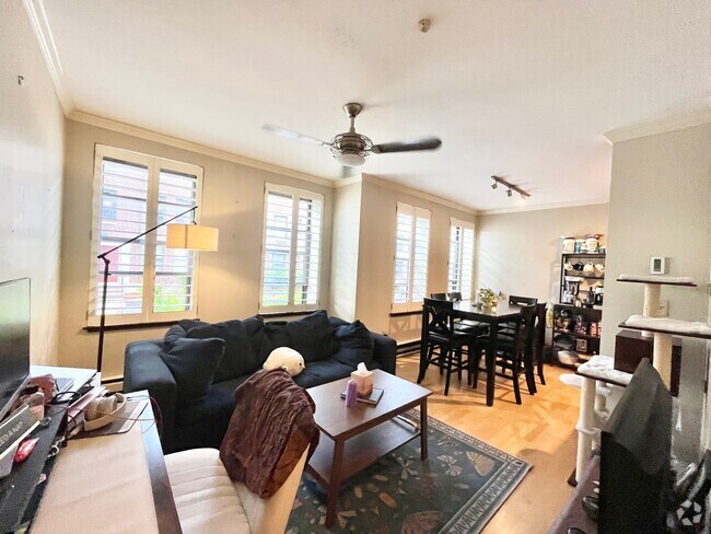 Building Photo - 1 Cypress Rd Unit 101 Rental