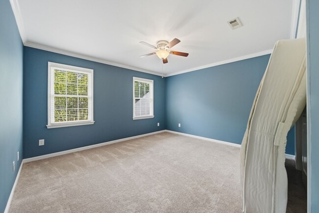 Photo - Beautifully Crafted 4BR Home with Sunroom, Office & Prime Location Near Downtown Hickory!