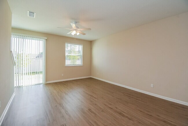 Photo - 7917 Merchants Way