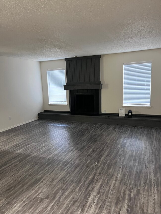 2 bed 2 bath