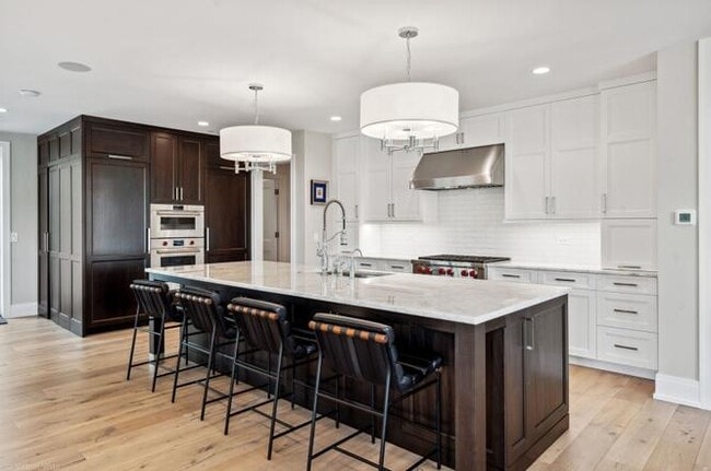 Building Photo - Naperville Unit 1830G