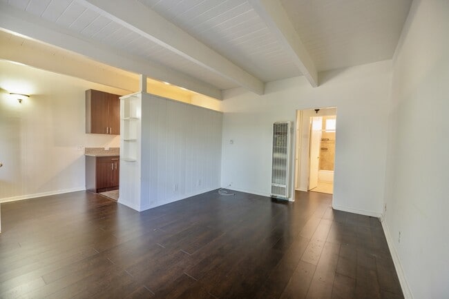 Photo - 451 S Oakhurst Dr Apartment