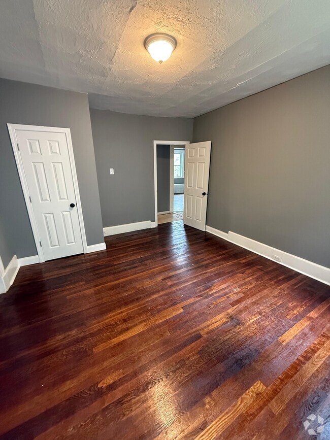 Building Photo - 16 Fairview St Unit 1 Rental
