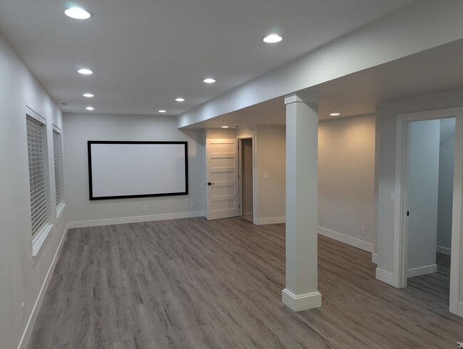 Photo - 1388 Snowberry Ln