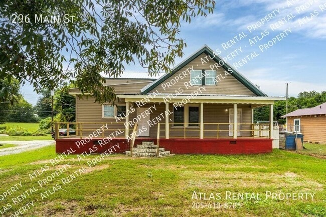 Building Photo - 296 Main St