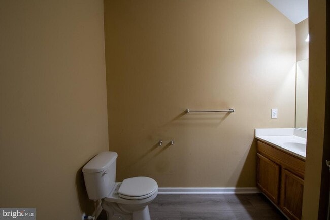 Photo - 359A Union St