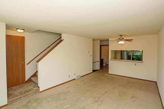 Summit Lake Apartments and Townhomes