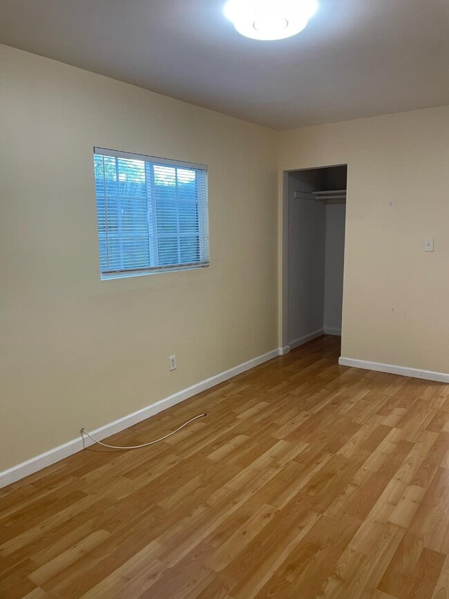 Photo - 5332 Buchanan St Unit 5332