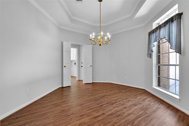 Photo - 152 W Amberglow Cir