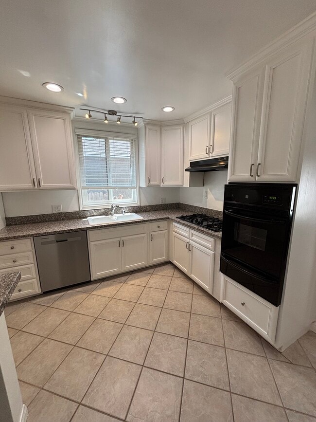 Photo - 22051 San Miguel St
