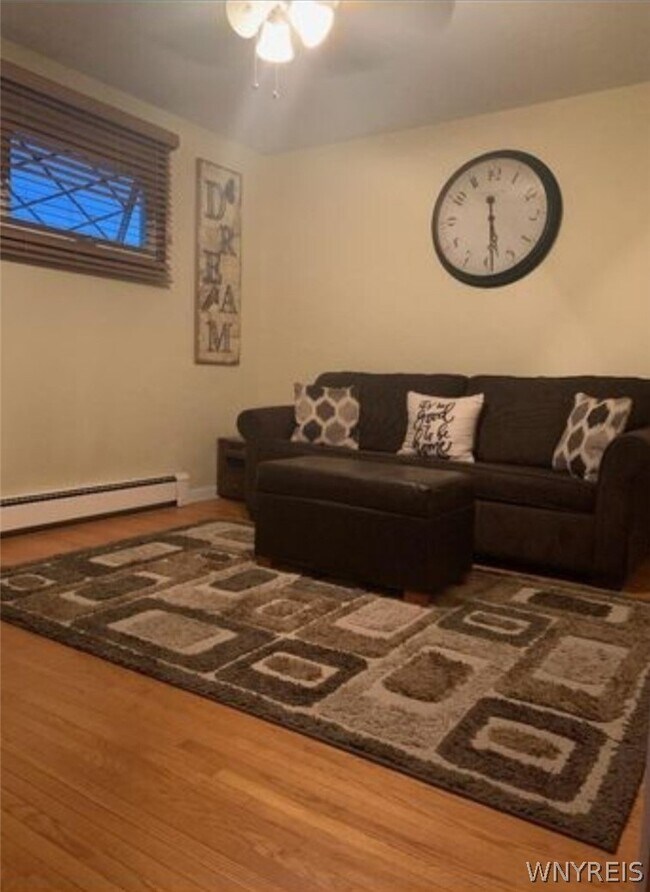 Photo - 299 Joseph Dr