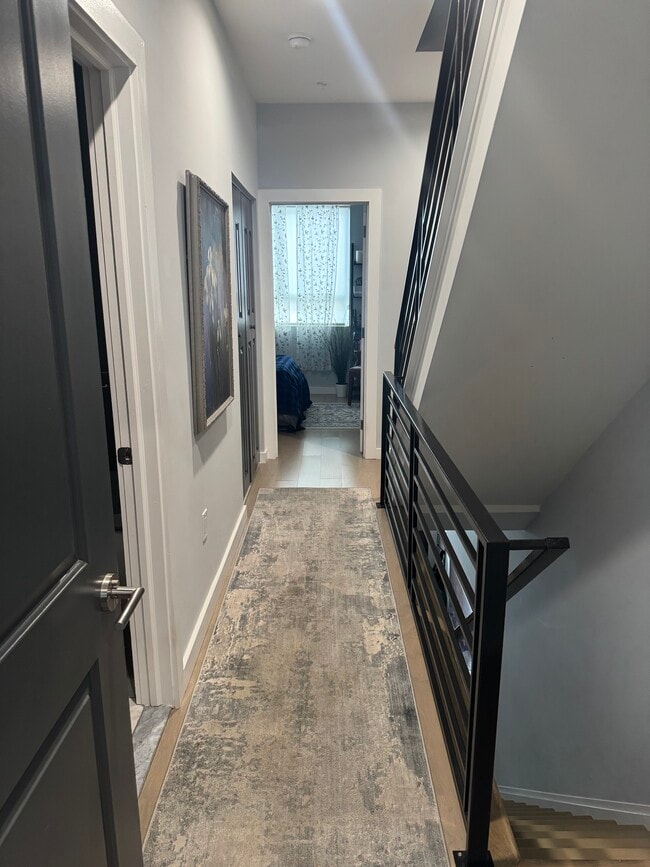 Photo - 719 Winton St