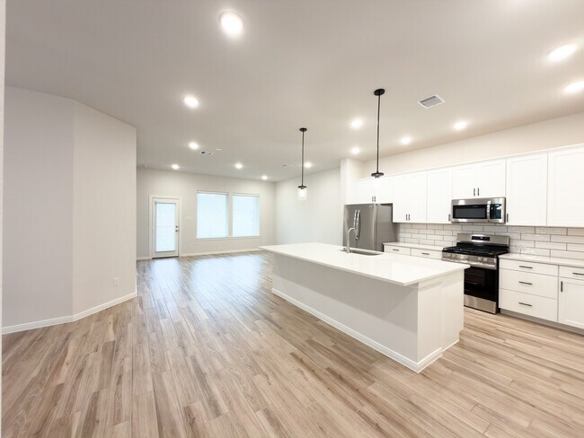 Photo - 42504 Rustico Rd