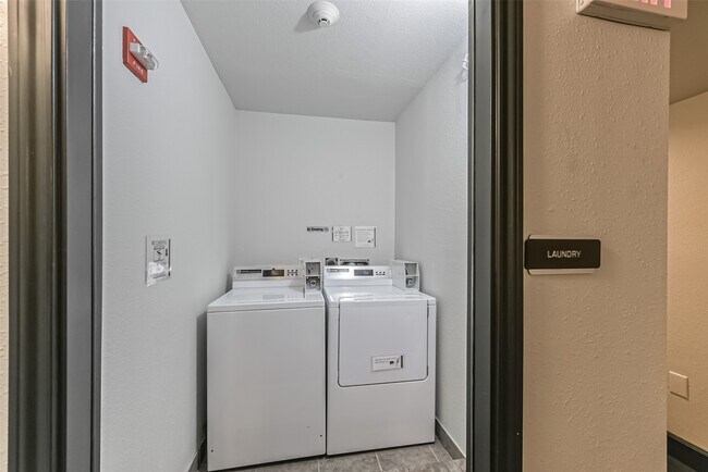Photo - 1025 Swanson St Unit 212