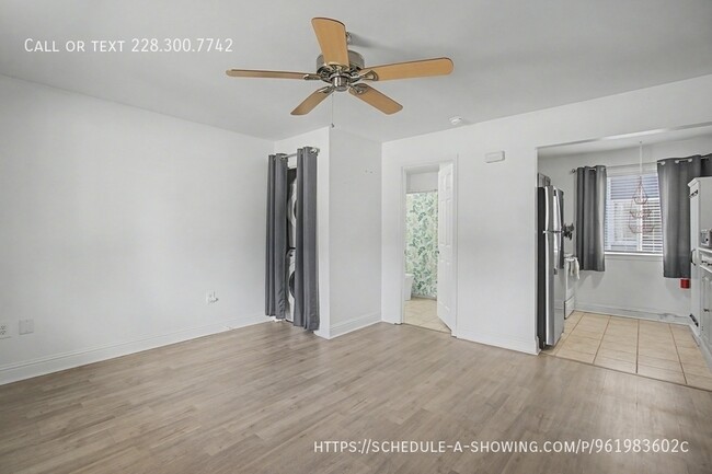Photo - 1664 Beach Blvd