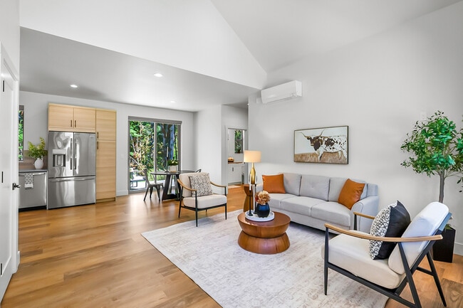 Photo - 32686 NE Big Rock Rd