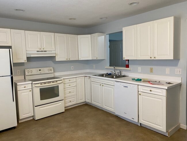 Photo - 305 N 2nd St Unit 4