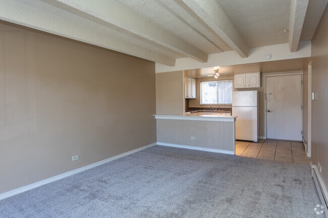 1BR, 1BA - 570SF