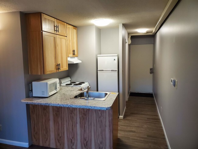 Bailey Student Apartments Available 2027!