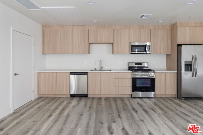 Photo - 3212 Verdugo Rd