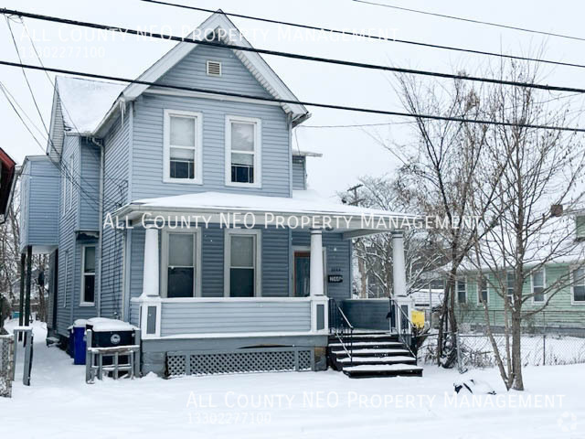 Building Photo - 2044 W 44th St Unit Up Rental