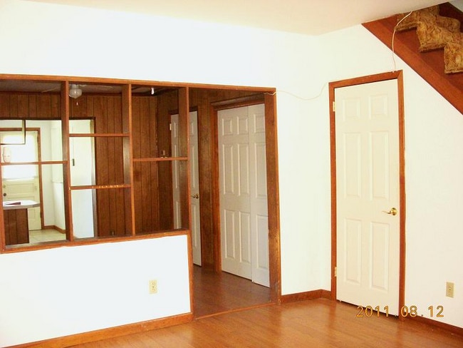 Photo - 793 Walnut St