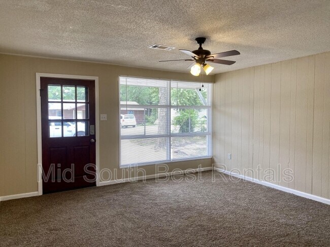 Photo - 23 Hiland Pl Unidad A