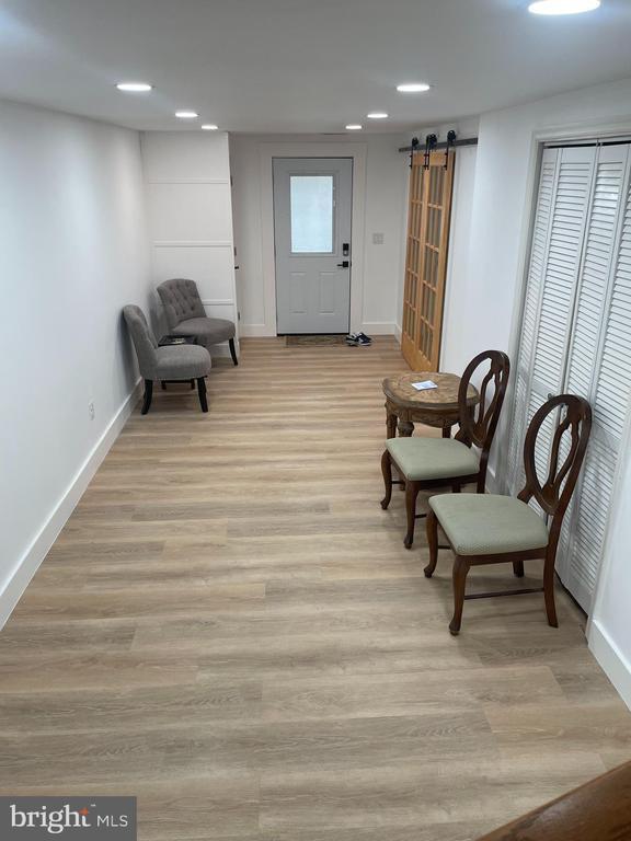 Photo - 8917 Old Courthouse Rd