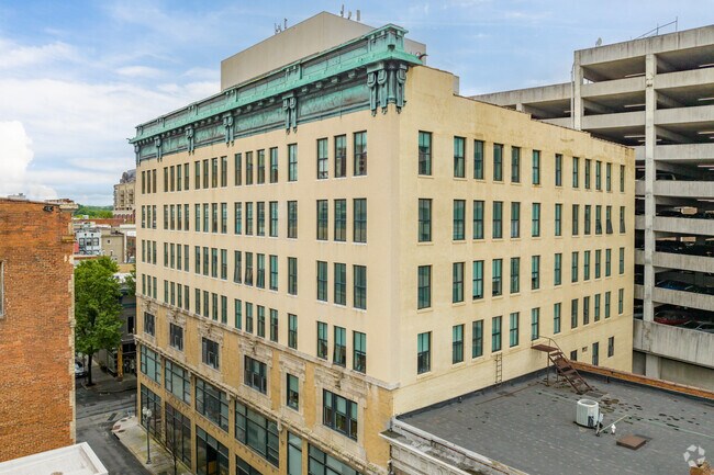 301 1st St SW - Parkway 301 Apartments