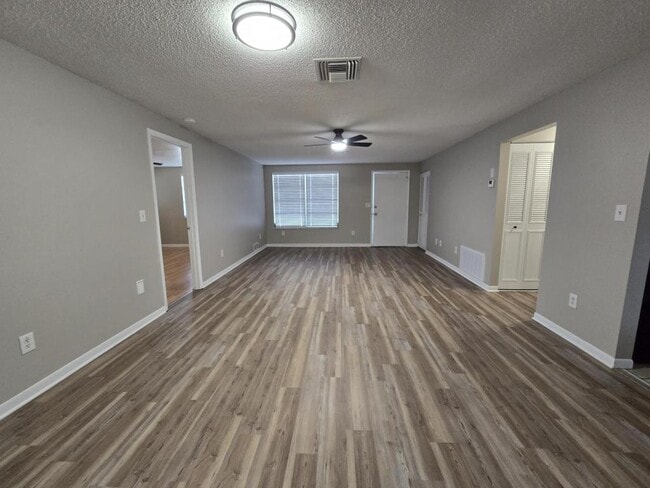 Photo - 9310 Marler Rd