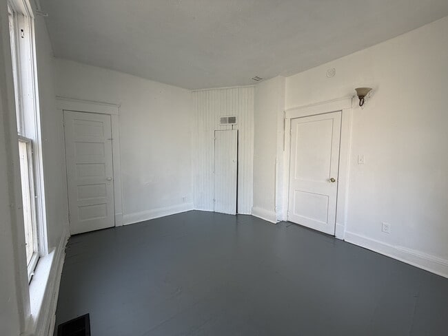 Photo - 748 Monroe St Unit 1