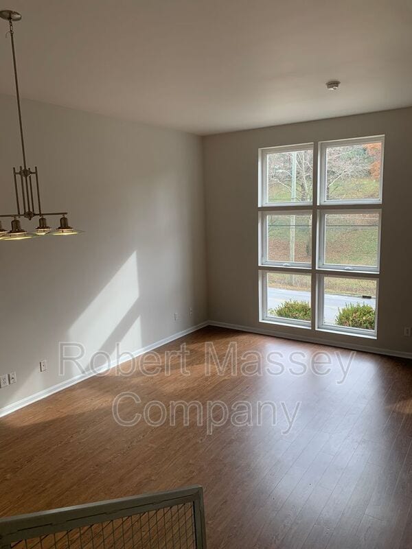 Photo - 2745 Grinstead Dr Unit 106