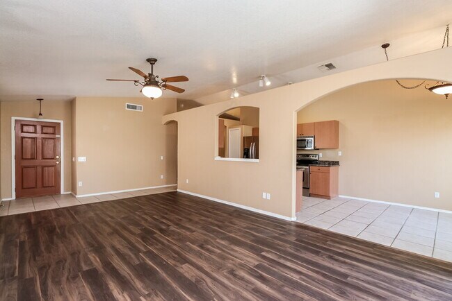 Photo - 146 W Melody Ct