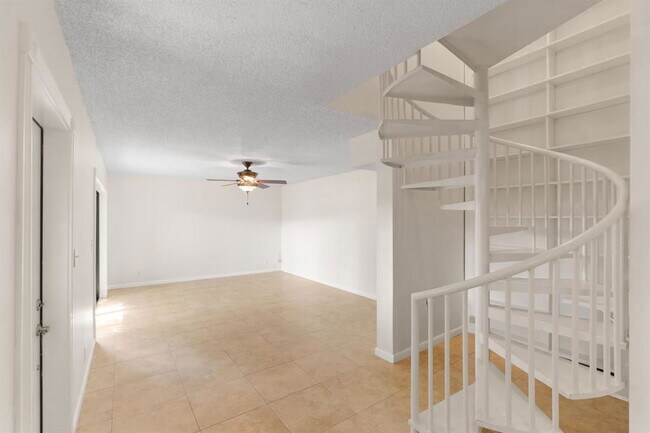 Photo - 2060 SW 90th Ave