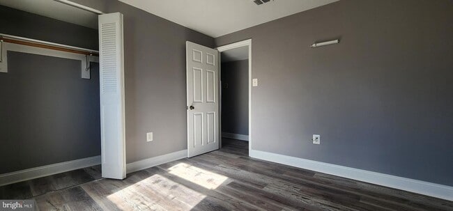 Photo - 14820 Darbydale Ave