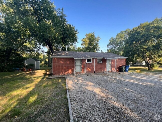 Building Photo - 1732 W 21st St Rental