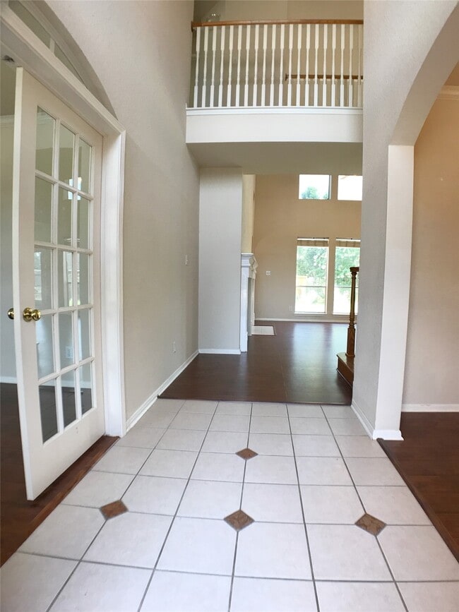 Photo - 6323 Sunset Cove Ln