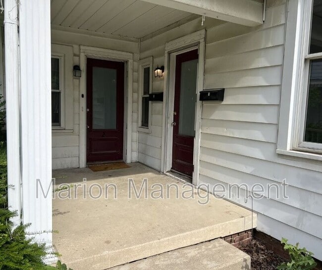 Photo - 716 N Meridian St