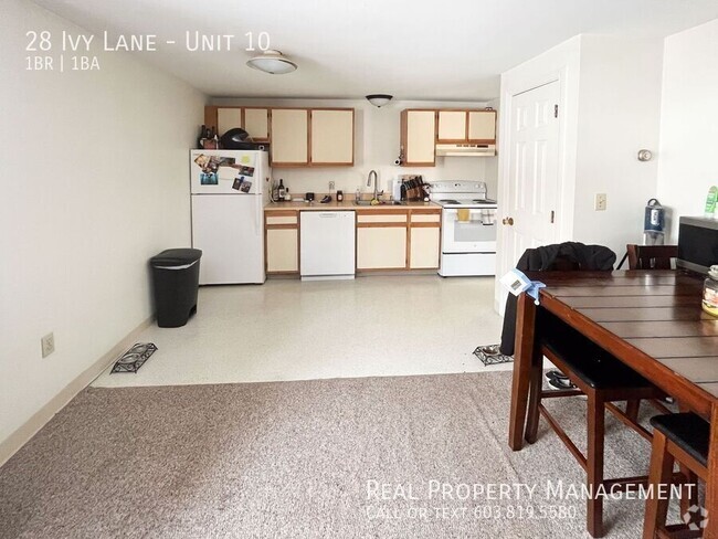 Building Photo - Cozy & Convenient! Charming Barrington 1-B... Unit 10 Rental