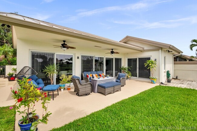 Photo - 233 River Park Dr