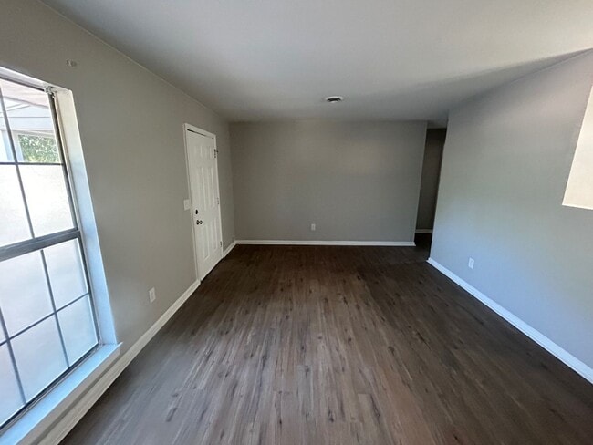 Photo - 528 Wessinger St