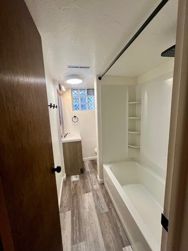 1729 Ord St Unidad Ord St. Rental