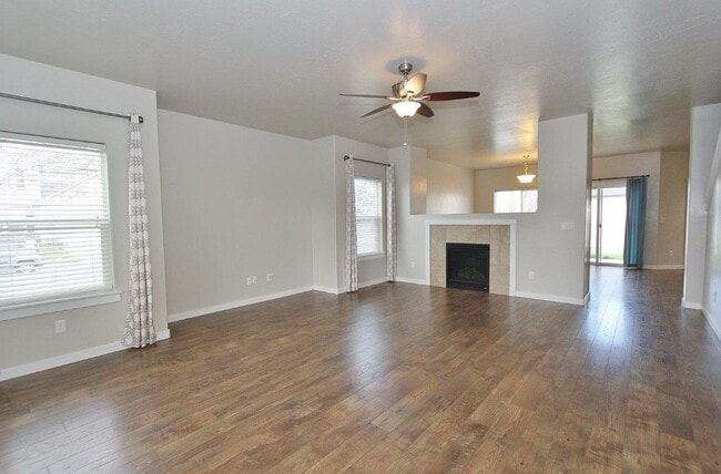 Photo - Spacious Home in Quiet Neighborhood