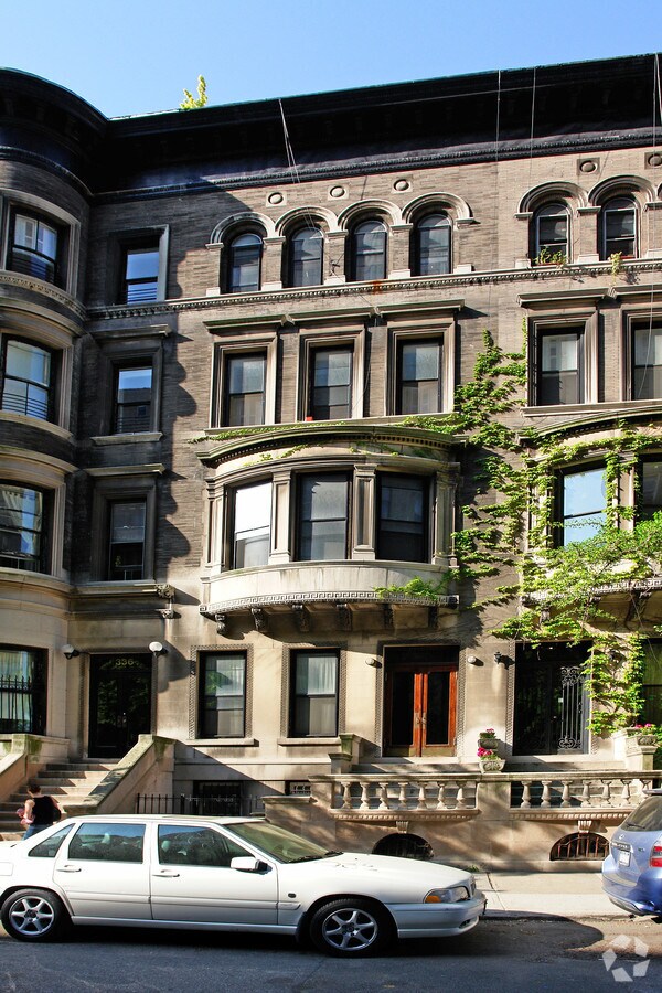 Photo - 338 W 89th St